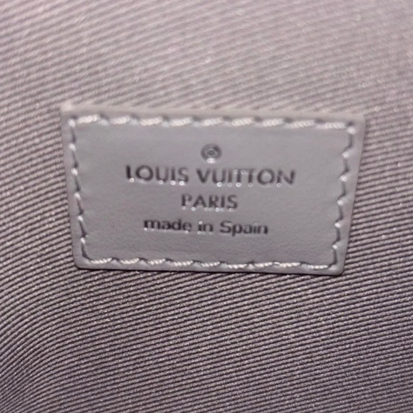 Authentic Louis Vuitton Grey Monogram Canvas Story Double Flat Messenger Bag - Picture 10 of 14